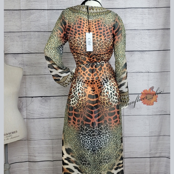🆕️Colors of Fashion Jeweled Animal Print Duster - Picture 7 of 15